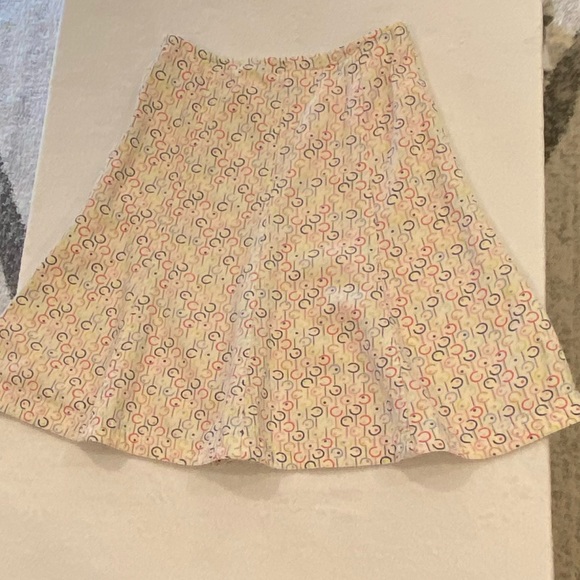 Retro Fun Colorful Print Skirt With A Flare - Picture 10 of 12